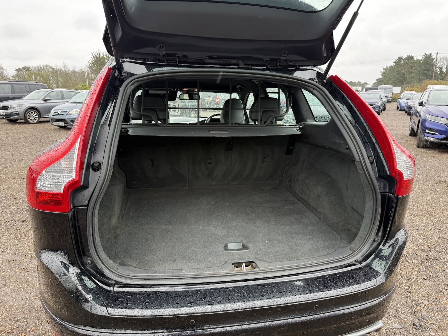 Used Volvo XC60 2015 for sale - 78045485: Photo 12