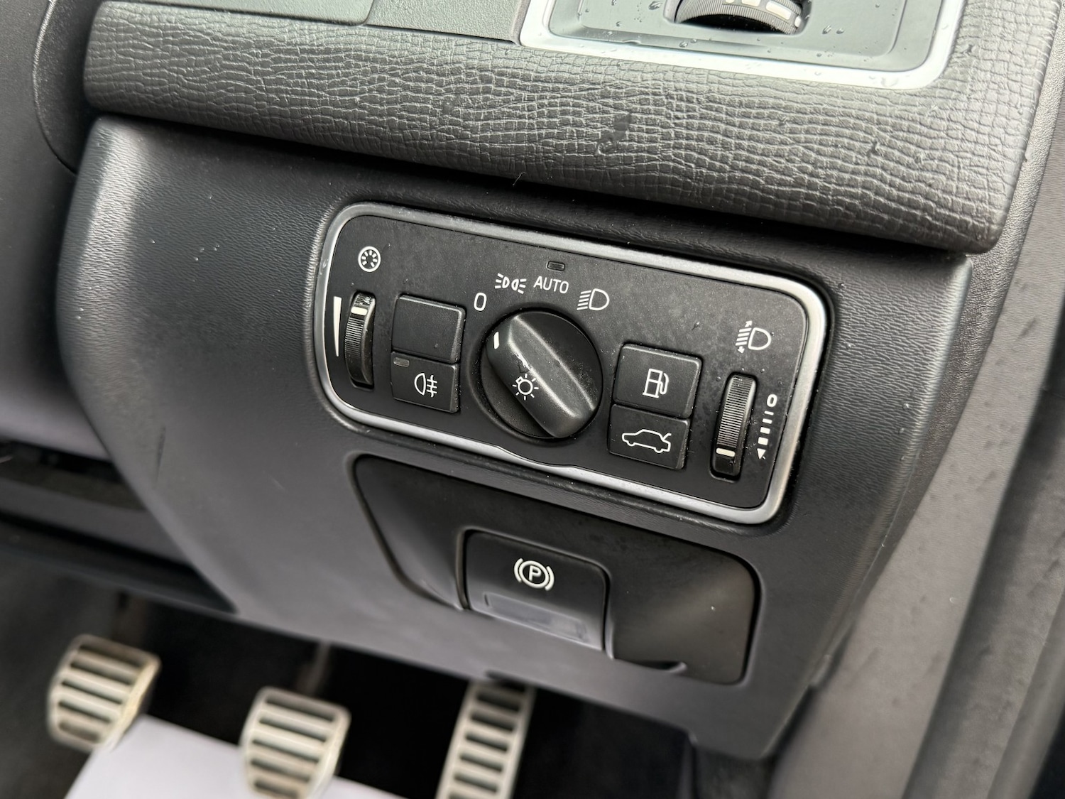 Used Volvo XC60 2015 for sale - 78045485: Photo 18