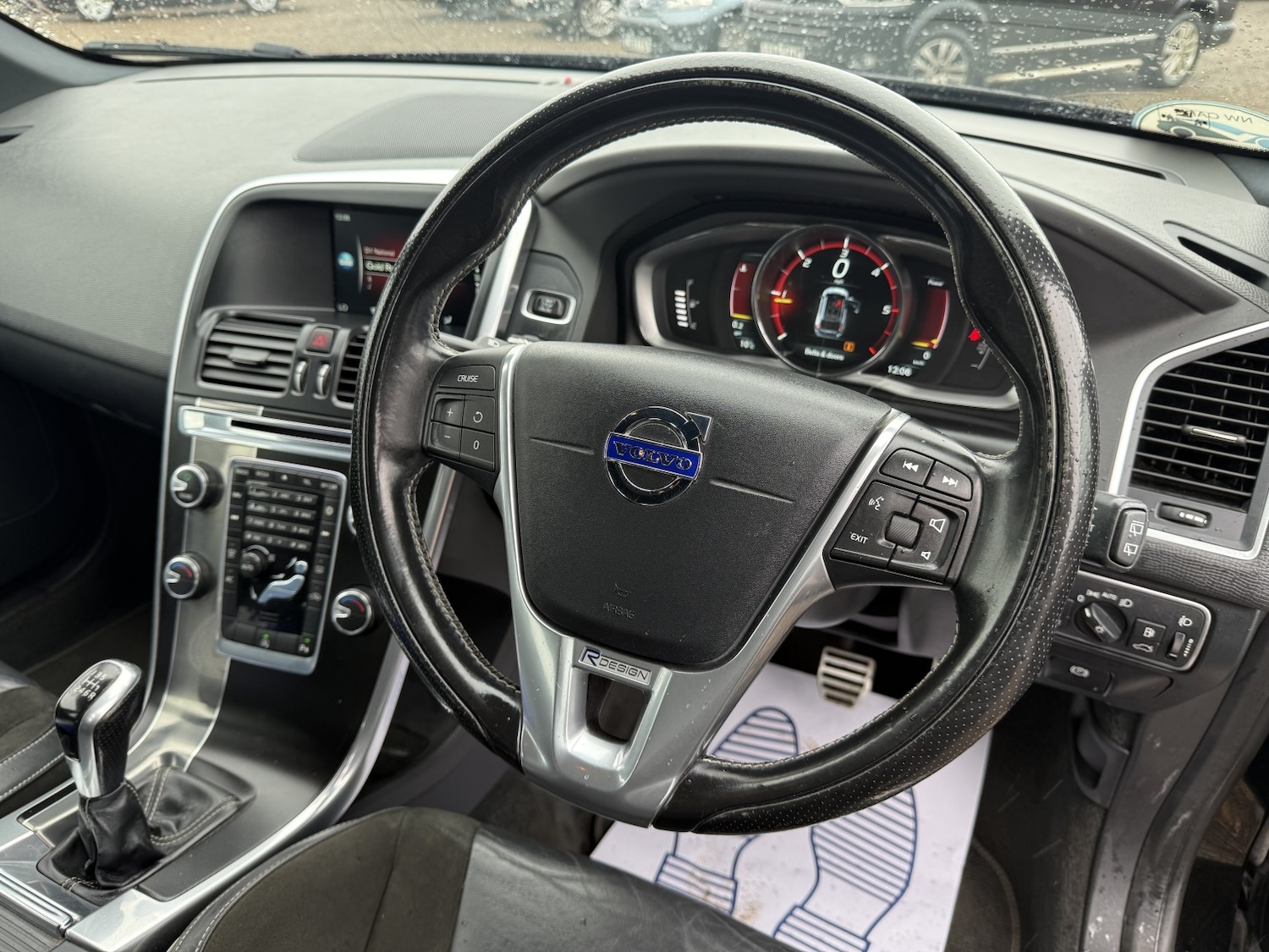 Used Volvo XC60 2015 for sale - 78045485: Photo 24