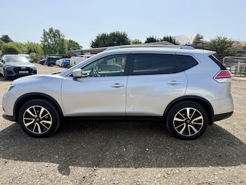 Used Nissan X-Trail 2015 for sale - 78683423: Photo