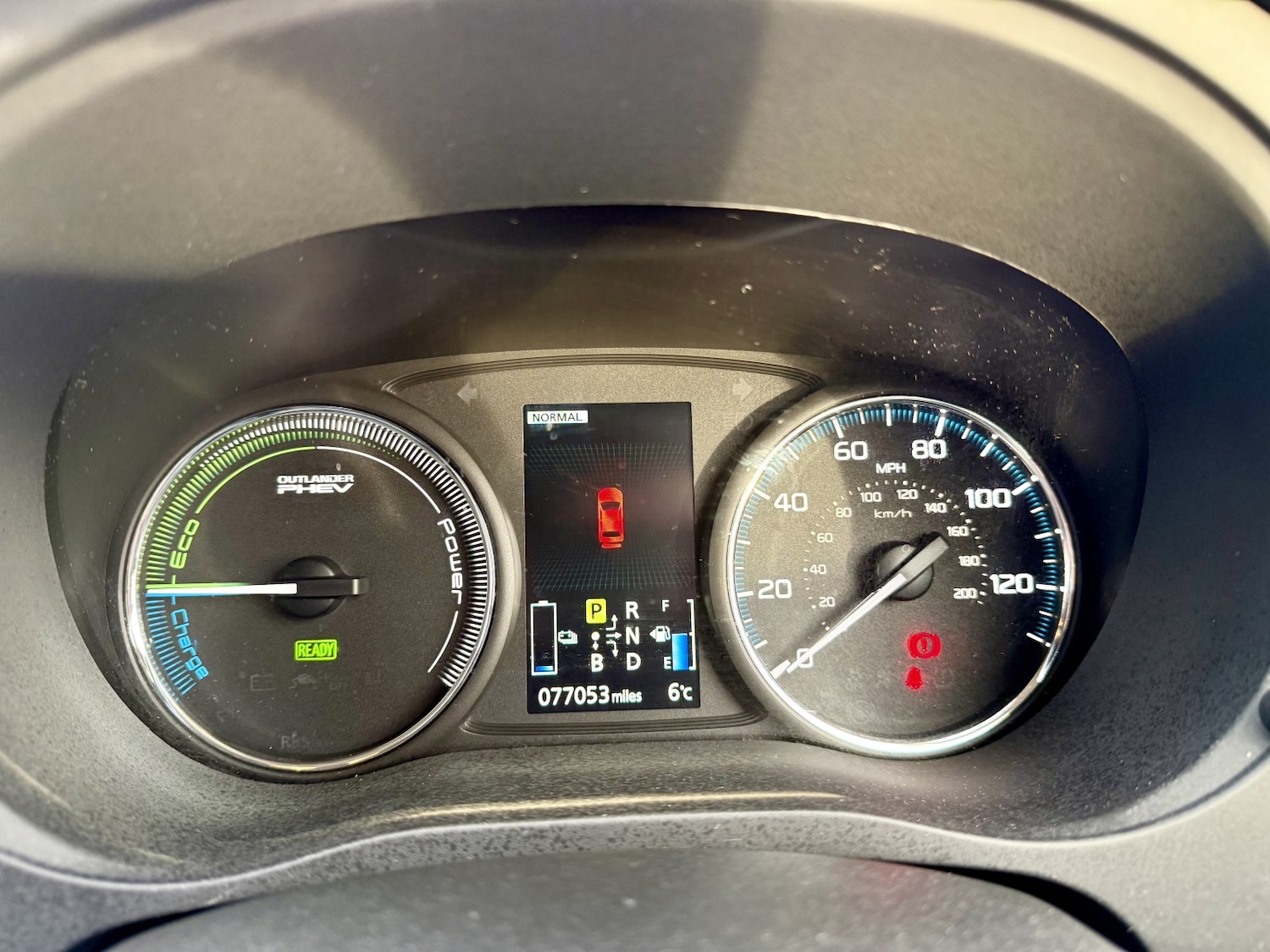 Used Mitsubishi Outlander 2015 for sale - 77201297: Photo 17