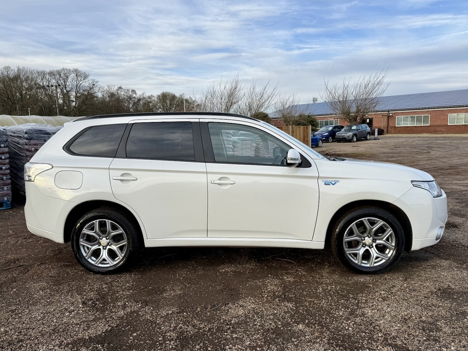 Used Mitsubishi Outlander 2015 for sale - 77201297: Photo 8