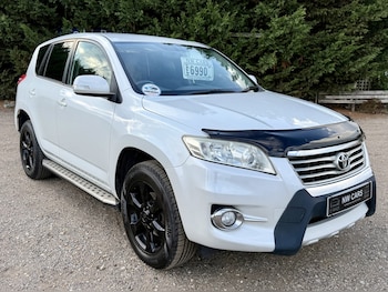 2011 - 2.2 D-4D XT-R 5-Door