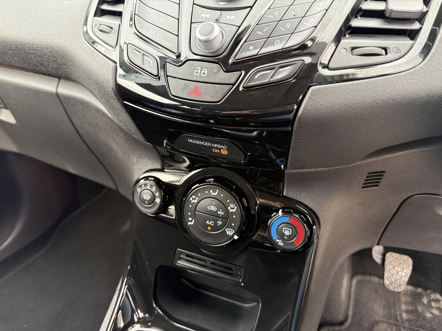 Used Ford Fiesta 2014 for sale - 78201970: Photo 20