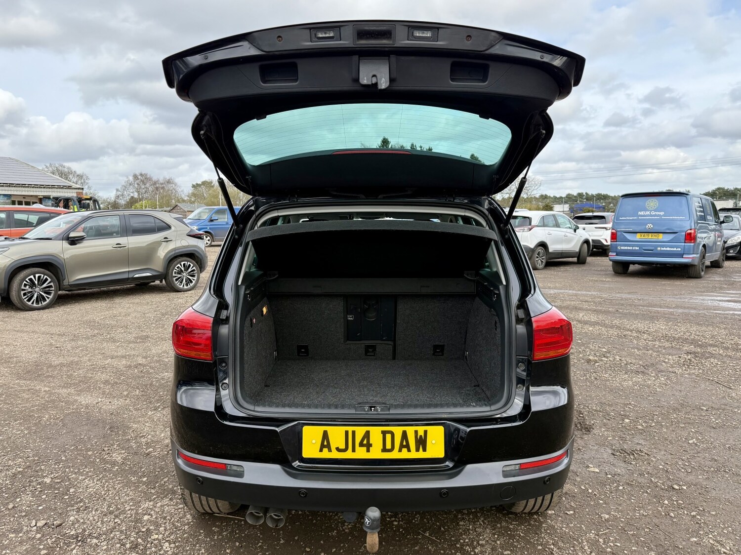 Used Volkswagen Tiguan 2015 for sale - 77881152: Photo 11