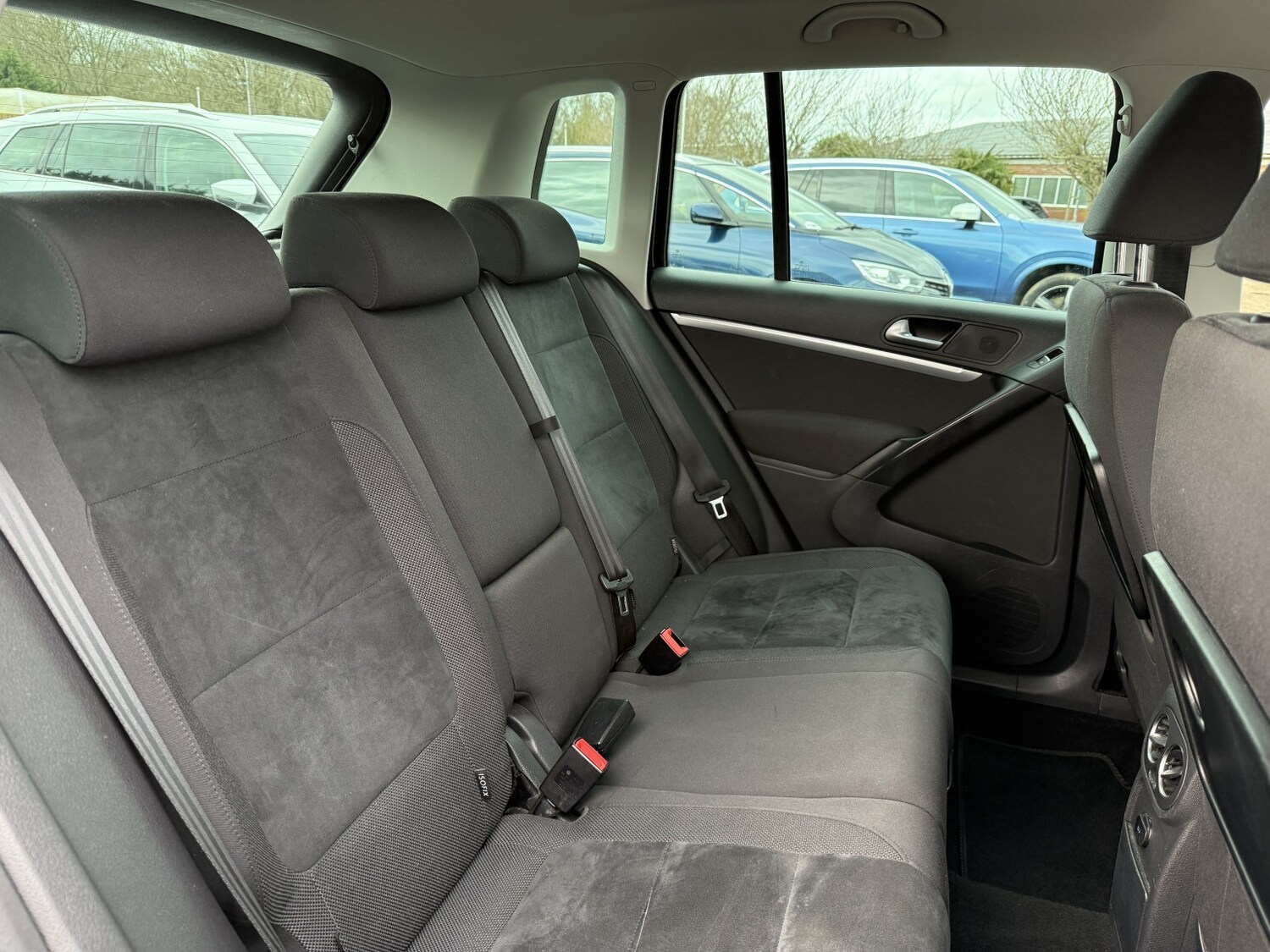 Used Volkswagen Tiguan 2015 for sale - 77881152: Photo 14