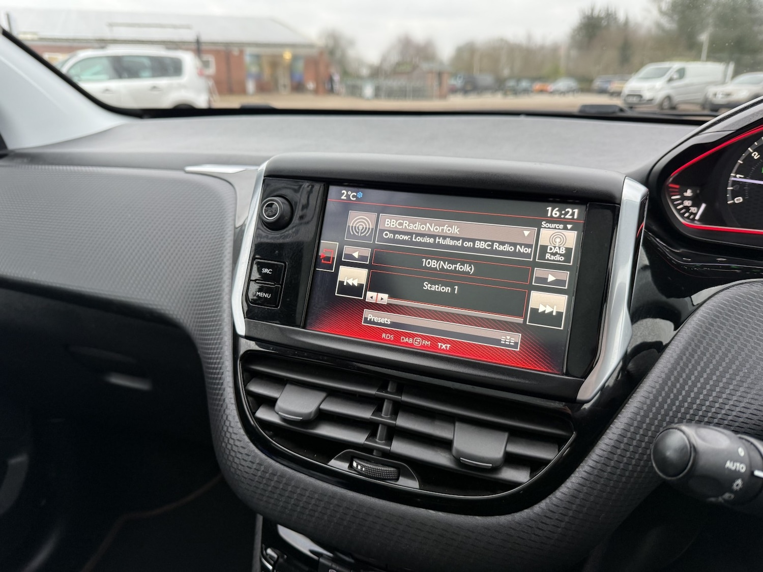 Used Peugeot 2008 2017 for sale - 77595351: Photo 19