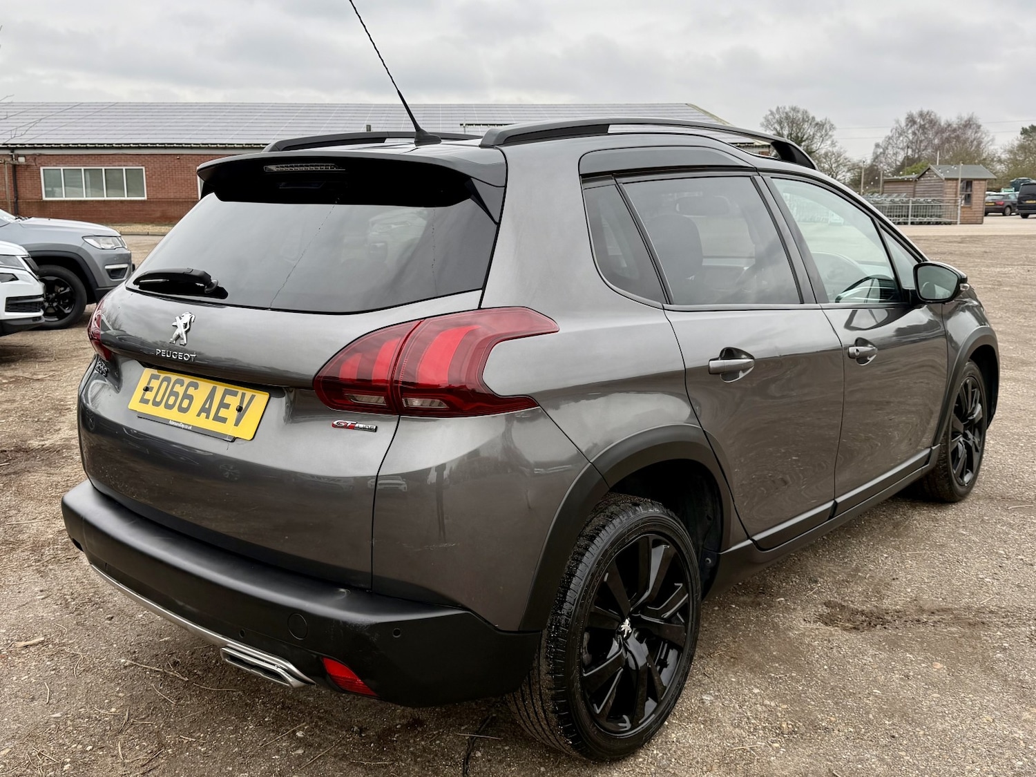 Used Peugeot 2008 2017 for sale - 77595351: Photo 6