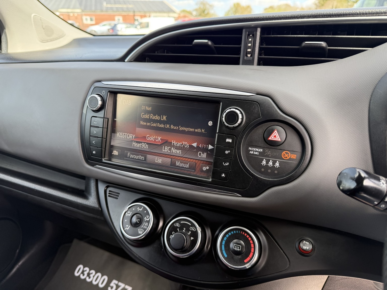 Used Toyota Yaris 2015 for sale - 78201962: Photo 19