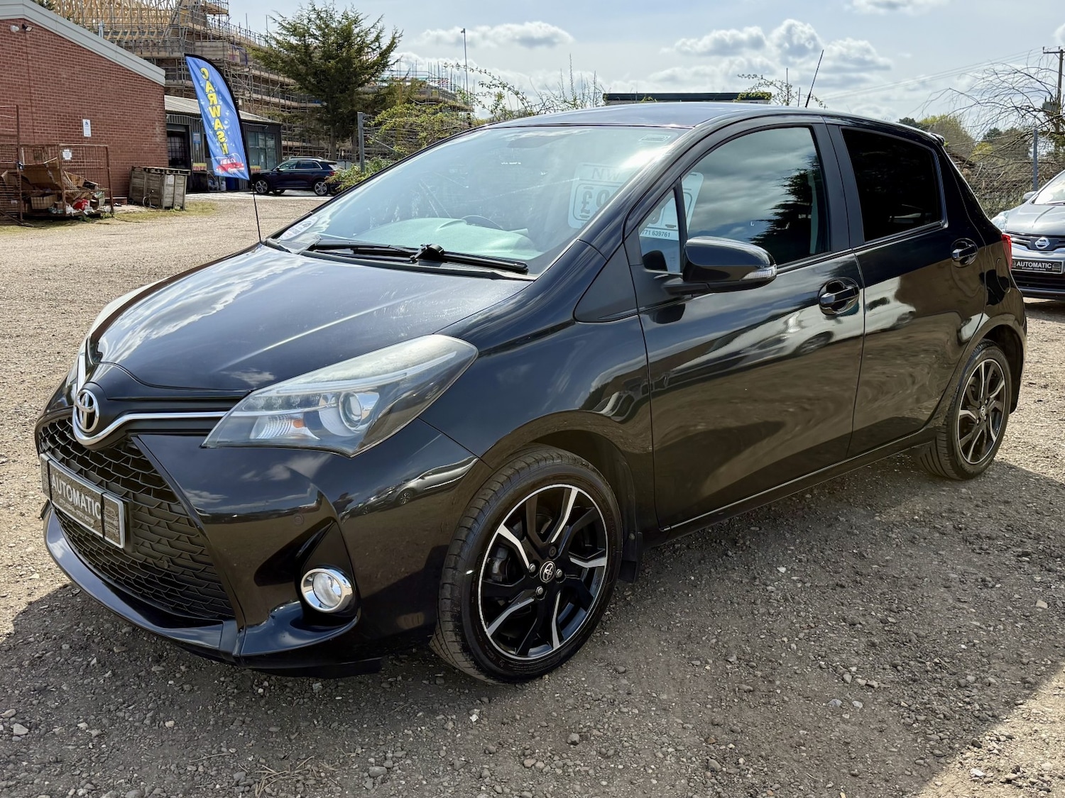 Used Toyota Yaris 2015 for sale - 78201962: Photo 3