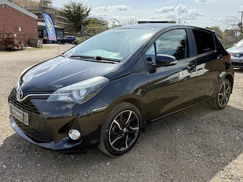 Used Toyota Yaris 2015 for sale - 78201962: Photo