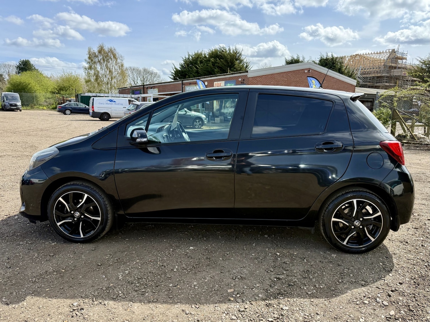 Used Toyota Yaris 2015 for sale - 78201962: Photo 4