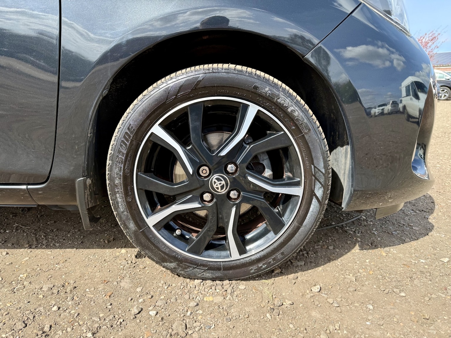 Used Toyota Yaris 2015 for sale - 78201962: Photo 9