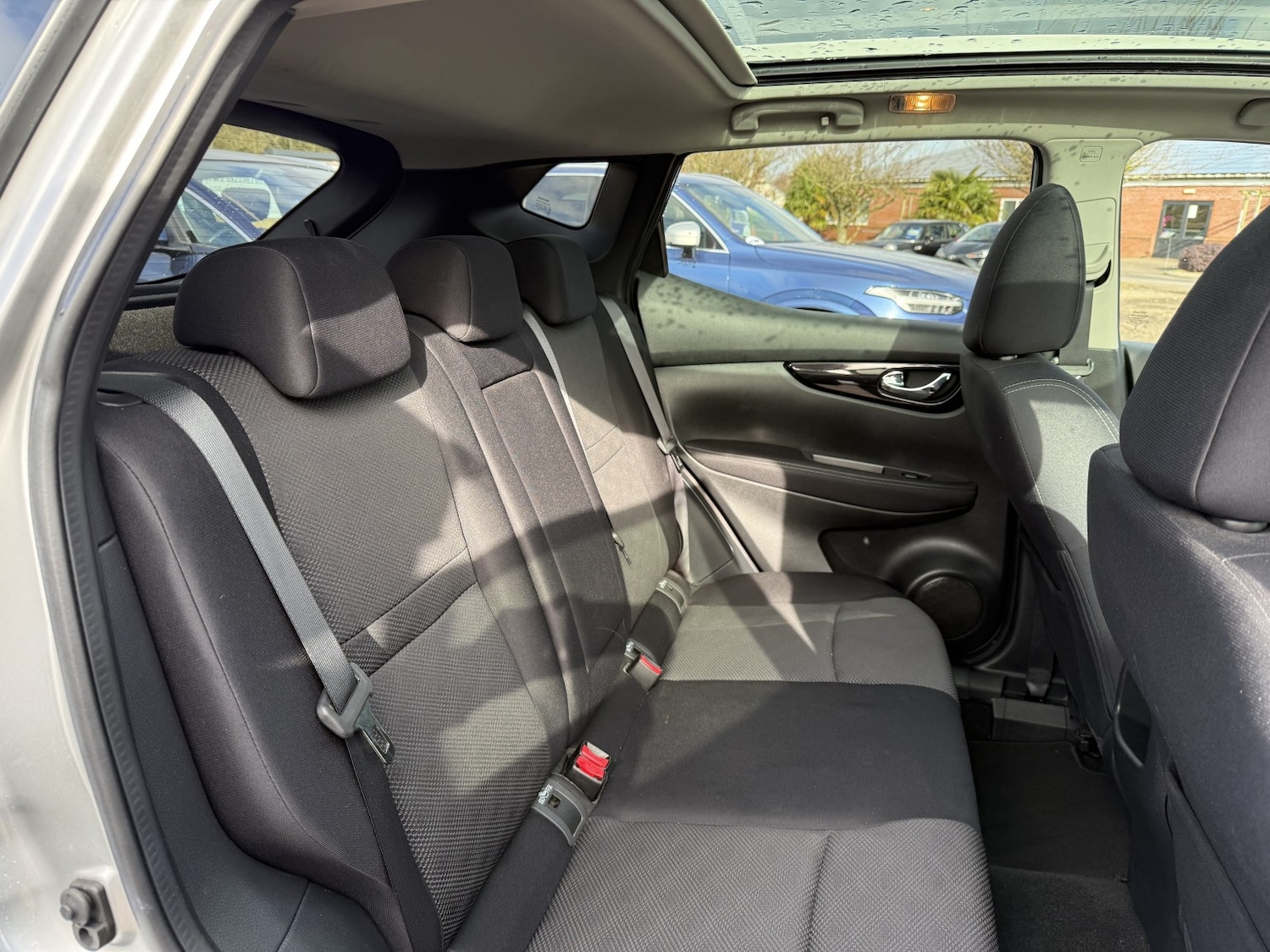 Used Nissan Qashqai 2017 for sale - 77836882: Photo 14