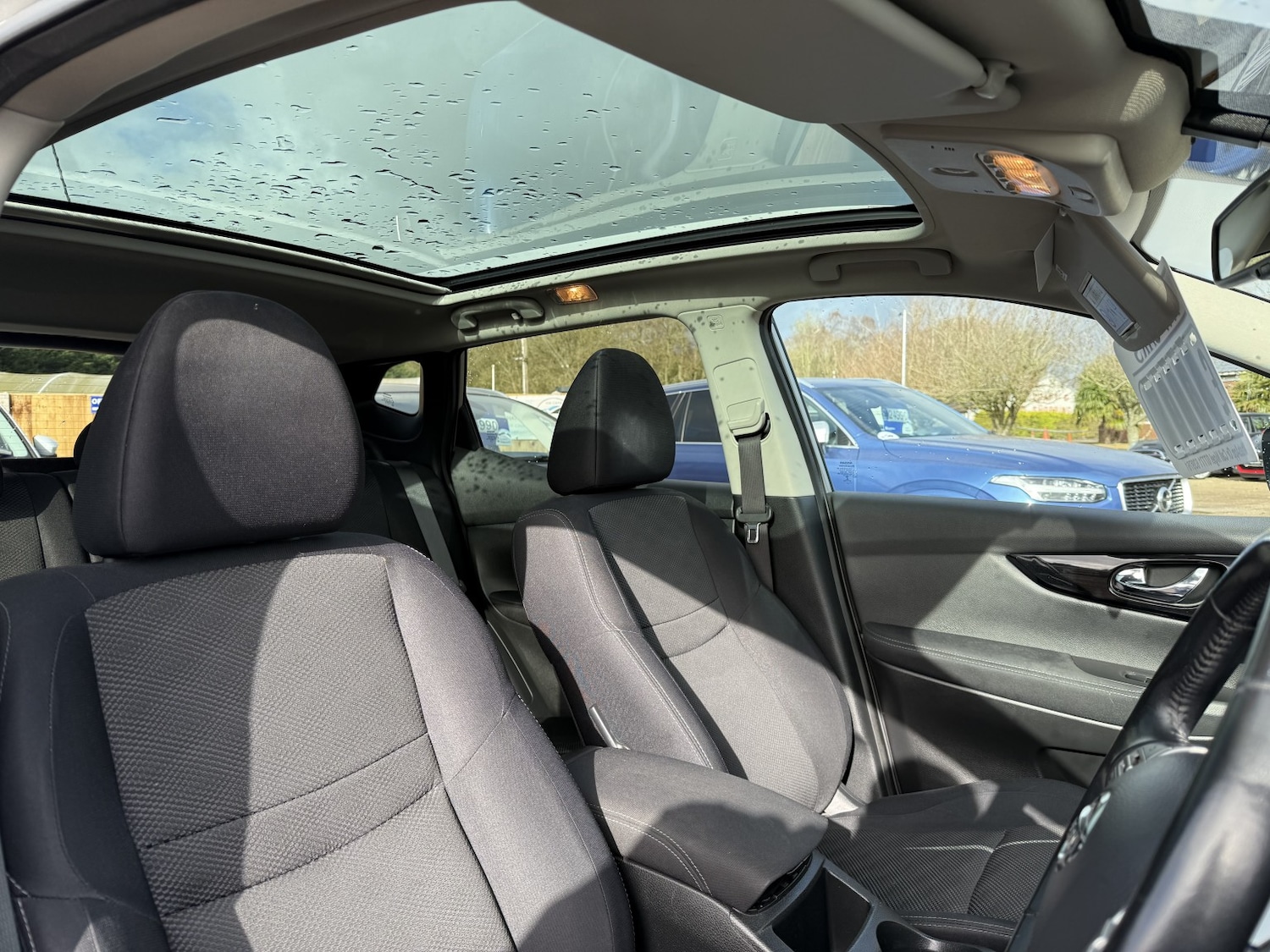 Used Nissan Qashqai 2017 for sale - 77836882: Photo 17