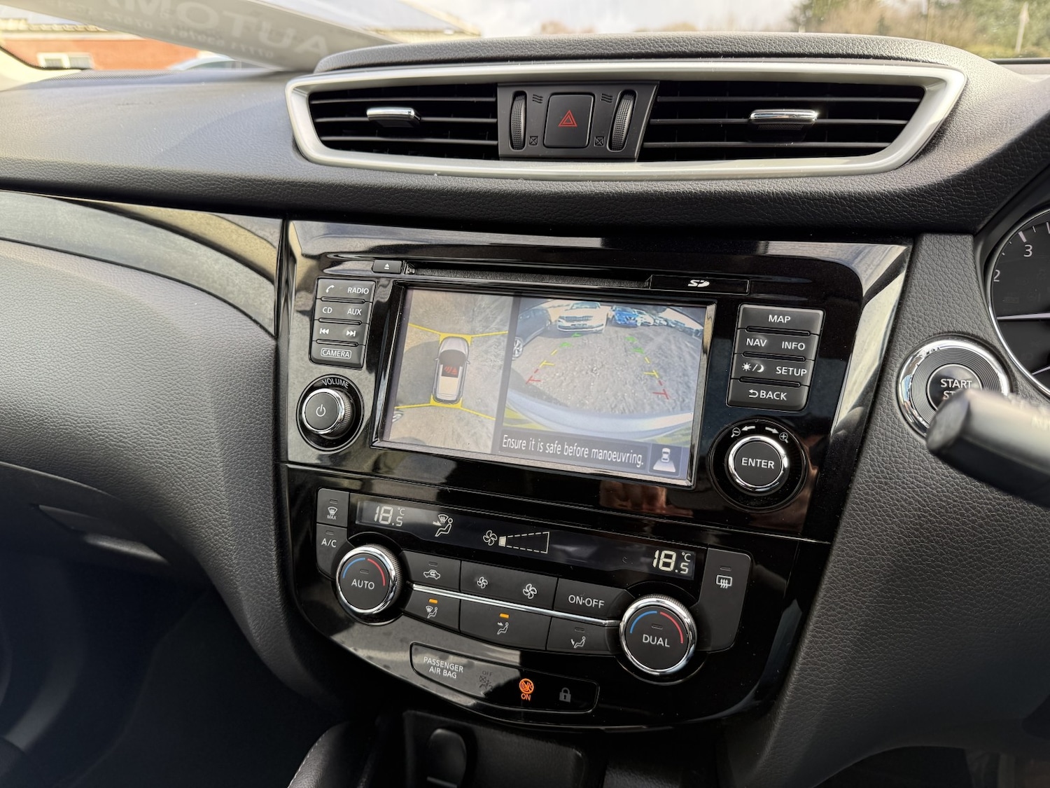 Used Nissan Qashqai 2017 for sale - 77836882: Photo 21