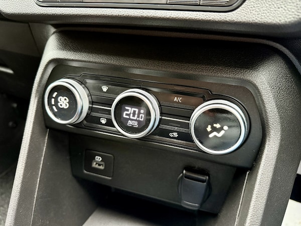 Used Dacia Sandero Stepway 2022 for sale - 76305468: Photo 19