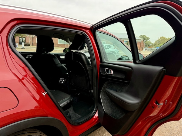 Used Volvo XC40 2019 for sale - 76305515: Photo 11