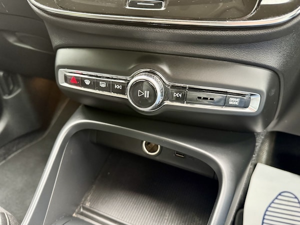 Used Volvo XC40 2019 for sale - 76305515: Photo 22
