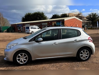 Used Peugeot 208 2012 for sale - 78077891: Photo