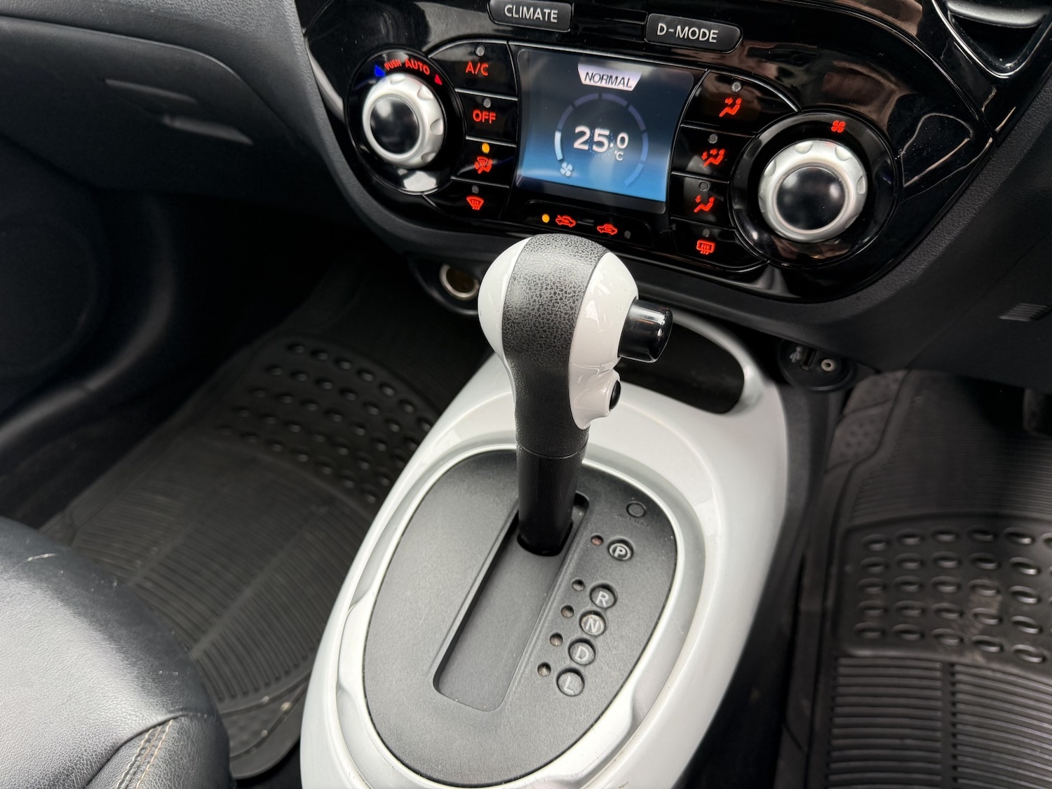 Used Nissan Juke 2016 for sale - 78004343: Photo 21