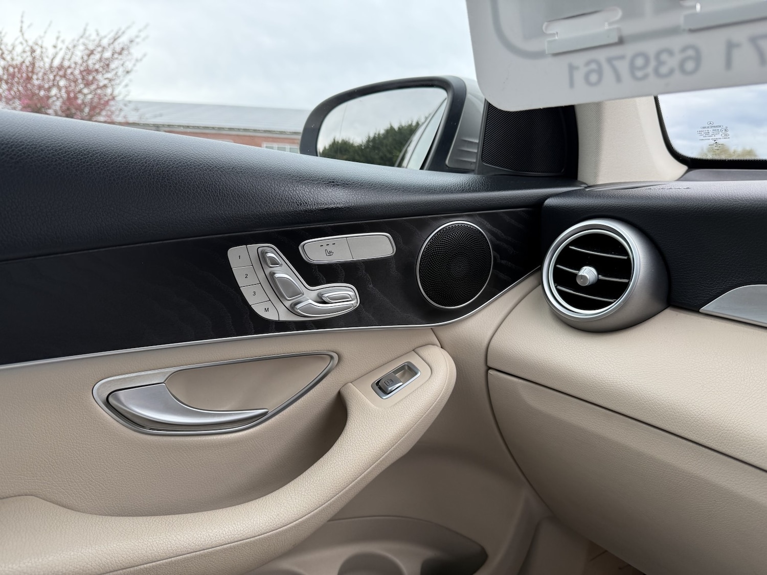 Used Mercedes-Benz GLC 2018 for sale - 78183010: Photo 28