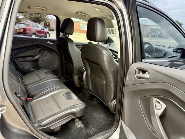 Used Ford Kuga 2015 for sale - 76088675: Photo 11