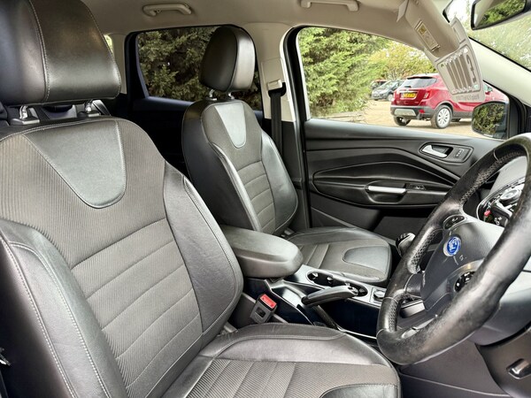 Used Ford Kuga 2015 for sale - 76088675: Photo 15