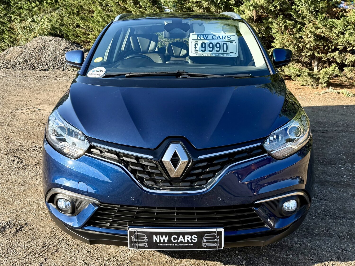 Used Renault Grand Scenic 2017 for sale - 76281402: Photo 8