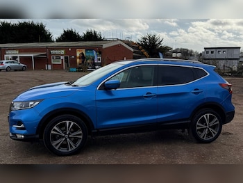 Used Nissan Qashqai 2018 for sale - 77687636: Photo