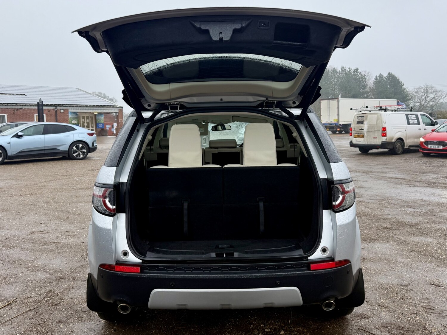 Used Land Rover Discovery Sport 2015 for sale - 77453429: Photo 10