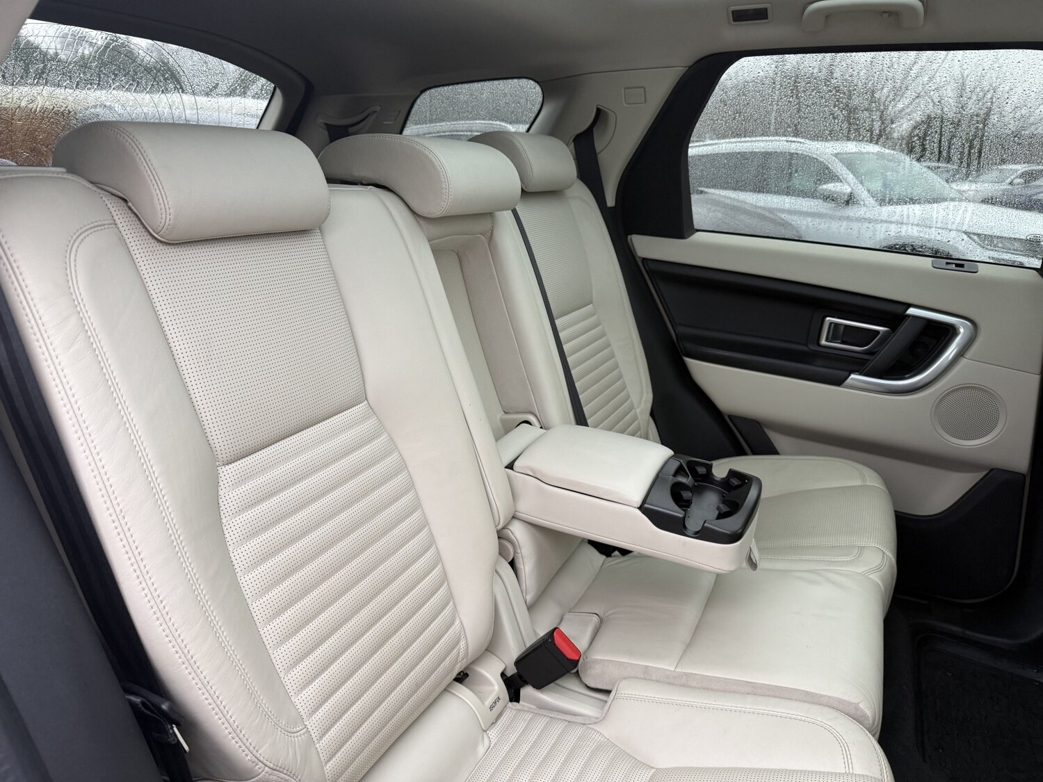 Used Land Rover Discovery Sport 2015 for sale - 77453429: Photo 15