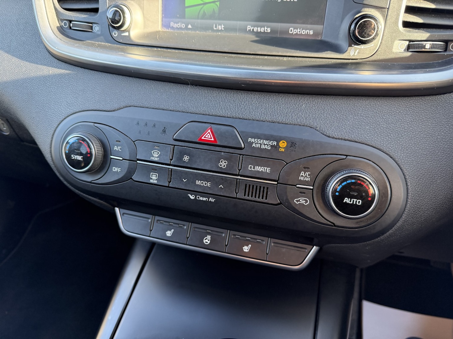 Used Kia Sorento 2017 for sale - 77314139: Photo 21