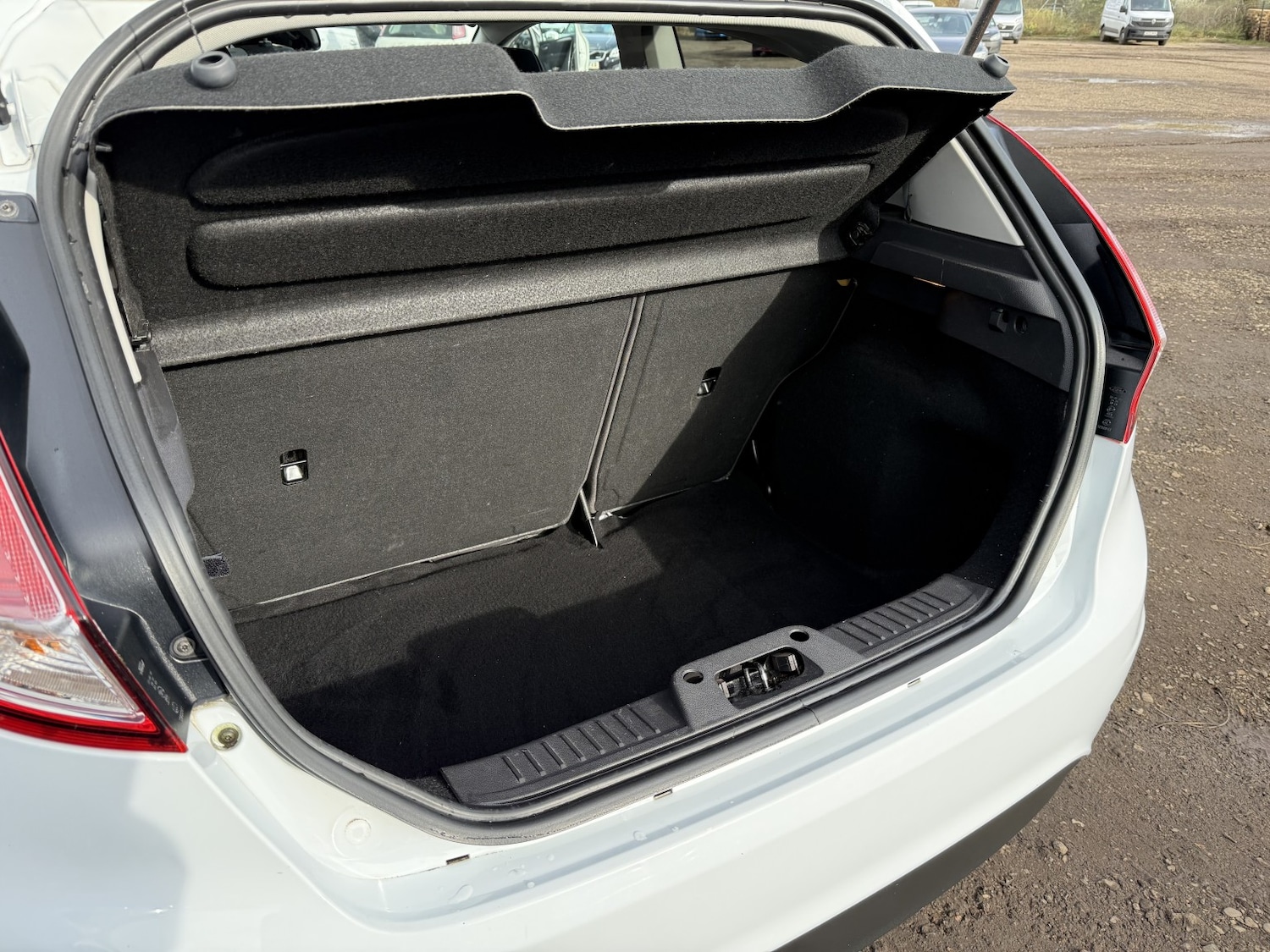 Used Ford Fiesta 2013 for sale - 77881156: Photo 11