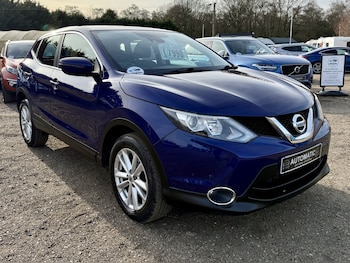 Used Nissan Qashqai 2017 for sale - 77968800: Photo