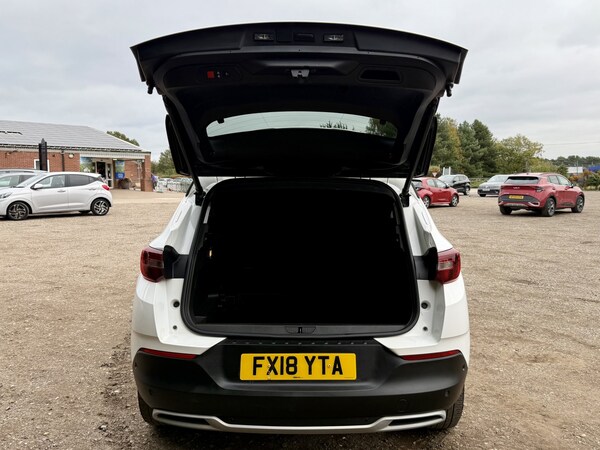 Used Vauxhall Grandland X 2018 for sale - 76225229: Photo 10