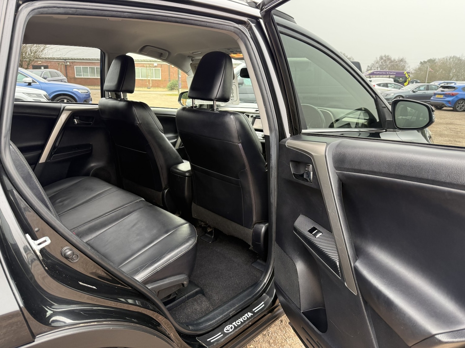 Used Toyota RAV4 2013 for sale - 77781765: Photo 13