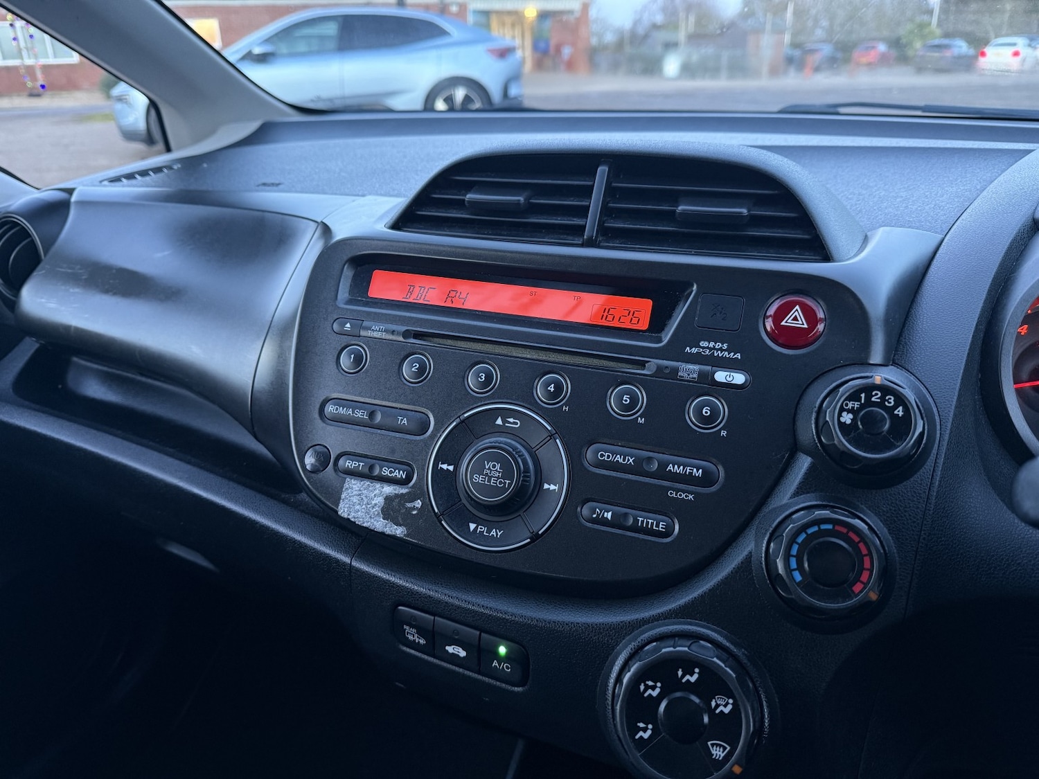 Used Honda Jazz 2011 for sale - 77318340: Photo 19