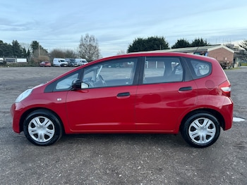 Used Honda Jazz 2011 for sale - 77318340: Photo