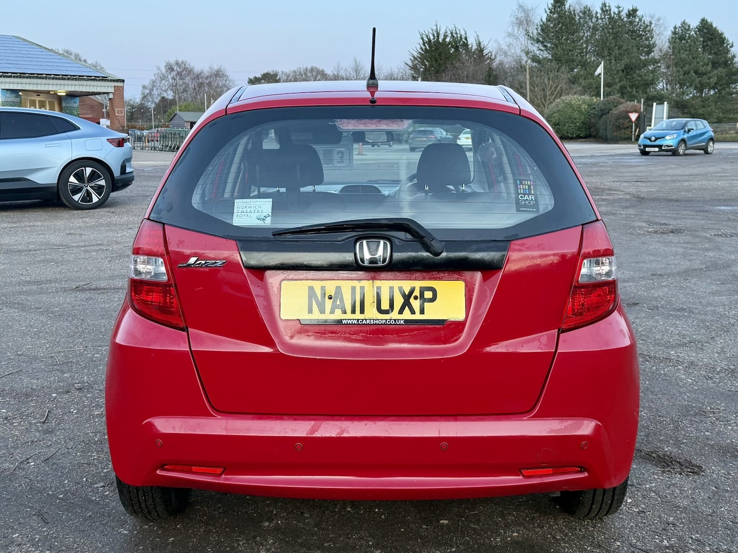 Used Honda Jazz 2011 for sale - 77318340: Photo 6