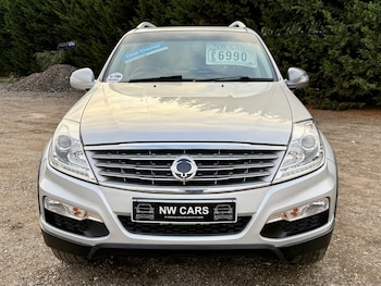 Used Ssangyong Rexton 2017 for sale - 76225230: Photo 2