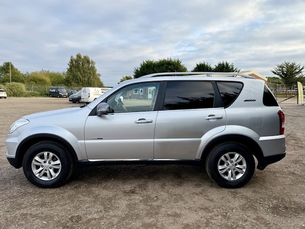 Used Ssangyong Rexton 2017 for sale - 76225230: Photo 4