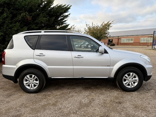 Used Ssangyong Rexton 2017 for sale - 76225230: Photo 8