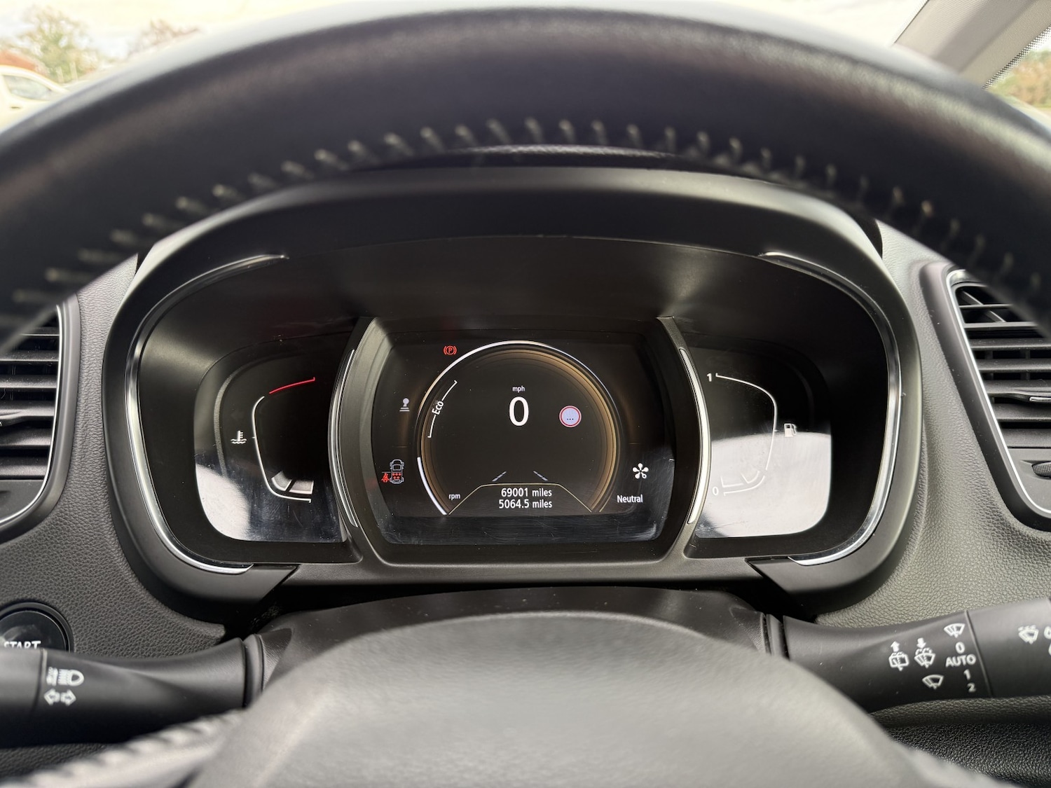 Used Renault Grand Scenic 2017 for sale - 77578474: Photo 22