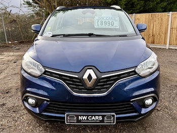 Used Renault Grand Scenic 2017 for sale - 77578474: Photo