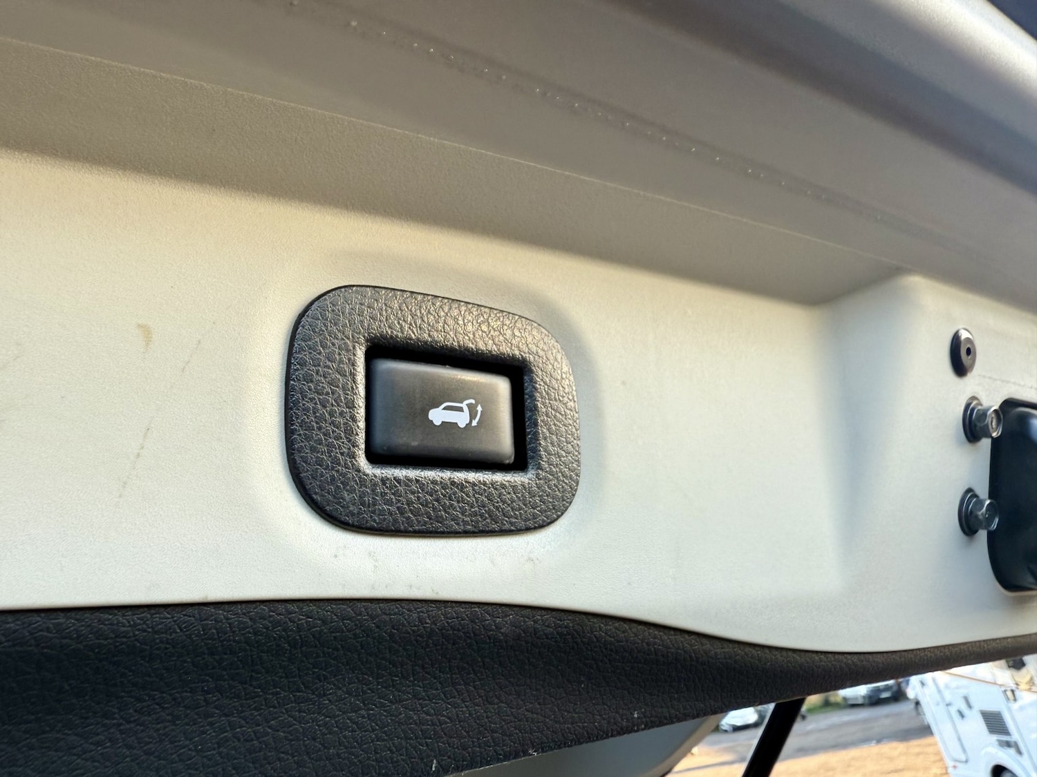 Used Nissan X-Trail 2017 for sale - 76799142: Photo 12