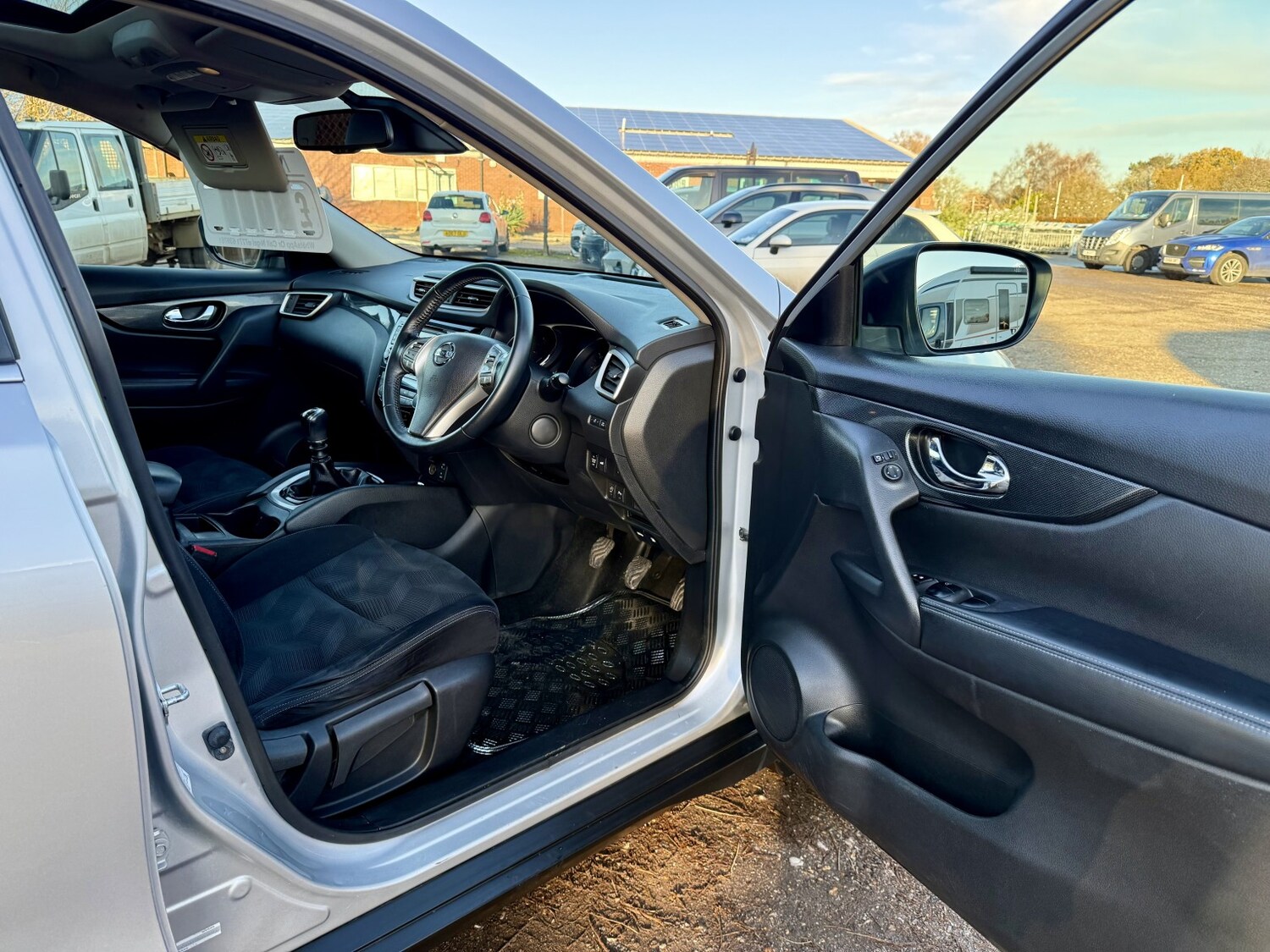 Used Nissan X-Trail 2017 for sale - 76799142: Photo 18