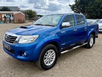 Used Toyota Hilux 2015 for sale - 78820660: Photo