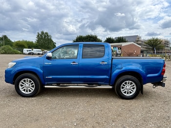 Used Toyota Hilux 2015 for sale - 78820660: Photo