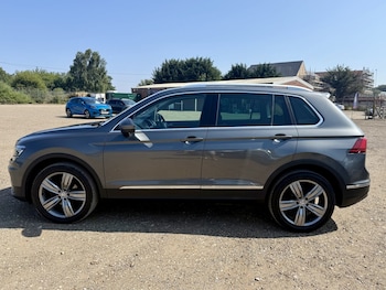 Used Volkswagen Tiguan 2017 for sale - 79222954: Photo